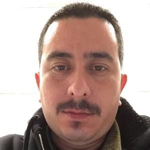 Meet your Posher, Roberto